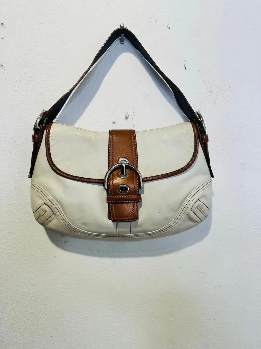 COACH White Brown Saddle SoHo Leather Hobo Leather Handbag F10192